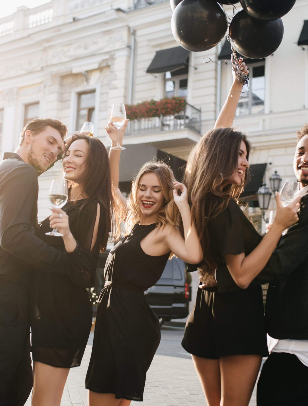 New Year's Eve: Best Party Looks For The Biggest Night Of The Year I THE STYLE INSIDER