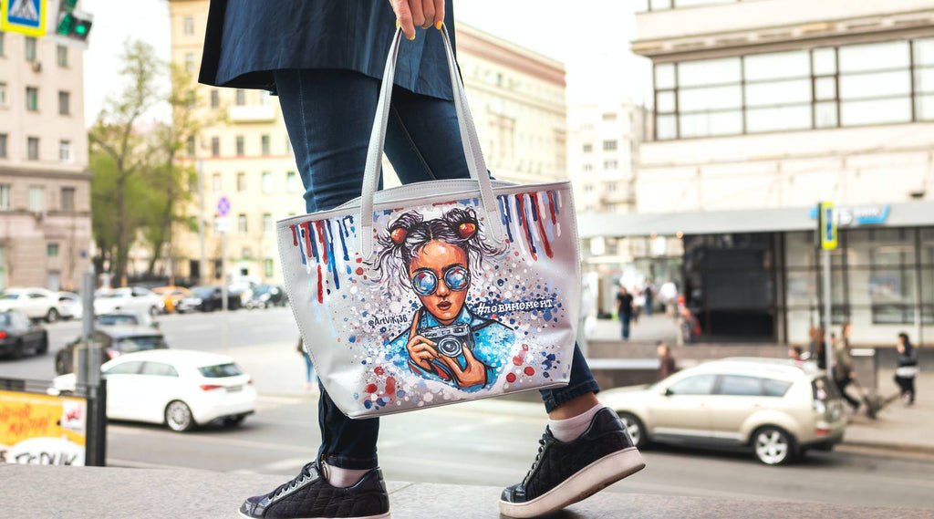 Summer tote bag styling