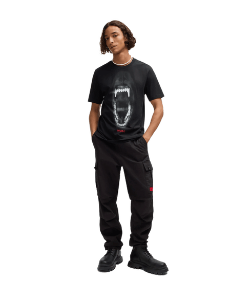 Dayaking T-shirt With Animal Graphic - Black