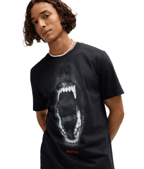 Dayaking T-shirt With Animal Graphic - Black
