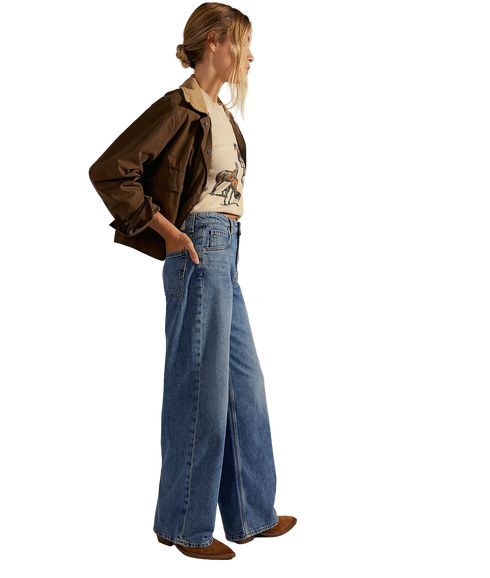 Nia BF Jean - Friday