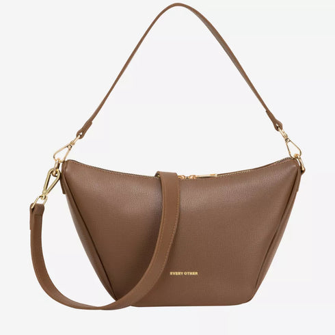 V Line Shoulder Bag M - Brown