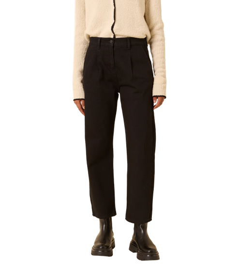 Pleat Front Straight Leg Jean - Black