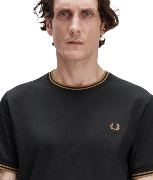 Twin Tipped T-Shirt - Black