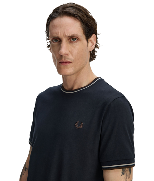 Twin Tipped T-Shirt - Navy/Woat/Bntob