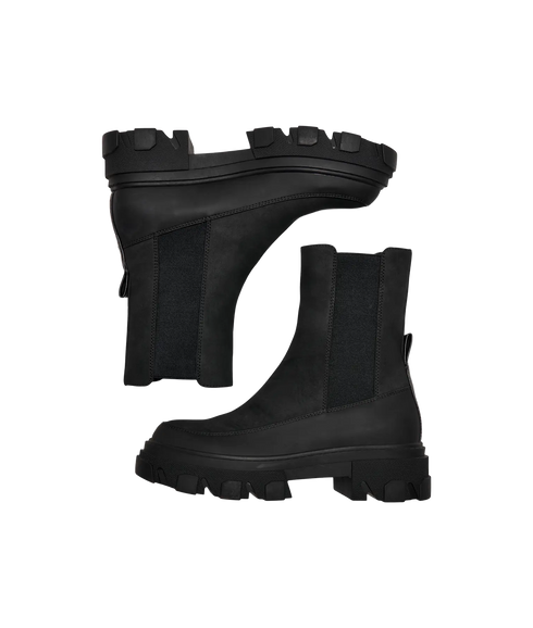 Tola Chunky Boot - Black