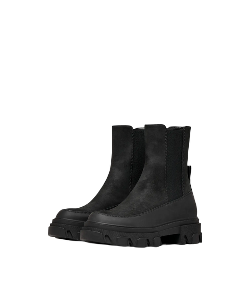 Tola Chunky Boot - Black