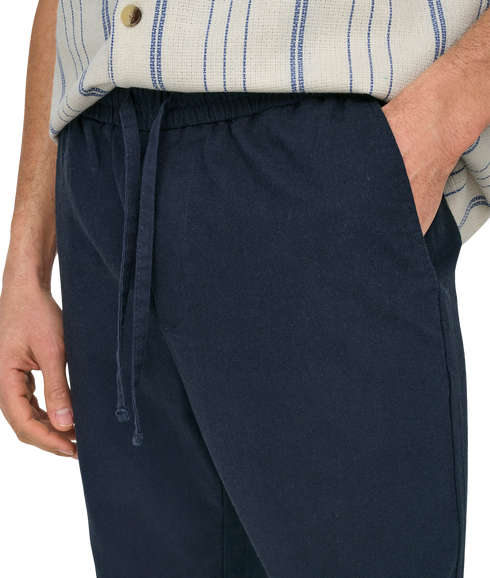 Linus Tapered Fit Joggers - Navy