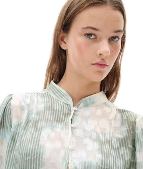 Cielle Shirt - Green Illuminating Florals