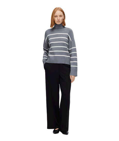 Knitted Turtleneck - Grey