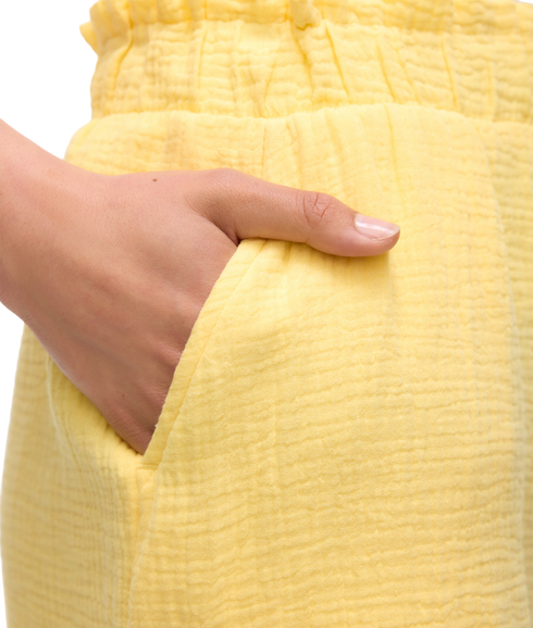Natali Hw Shorts Wvn - Yellow