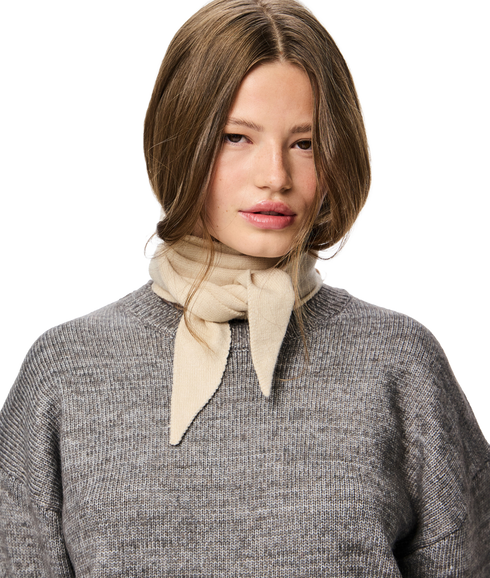 Komma Triangle ScarfBc - White