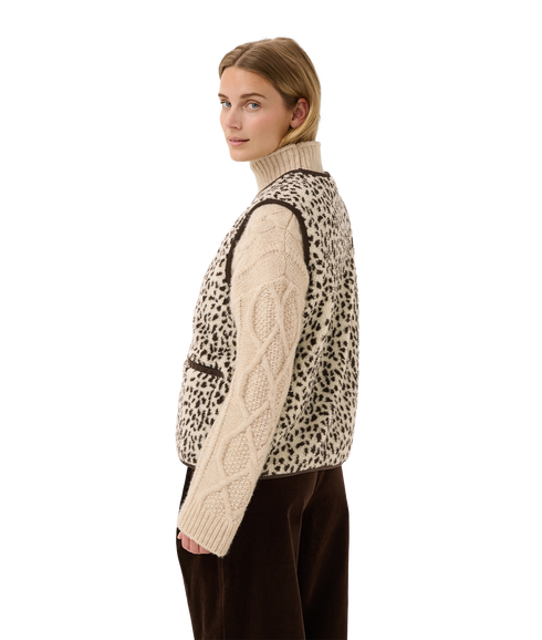 Camelie Gilet - Neutral Spots