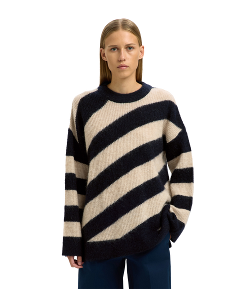 Almina Oversize Ls Knit O-Neck - Blue