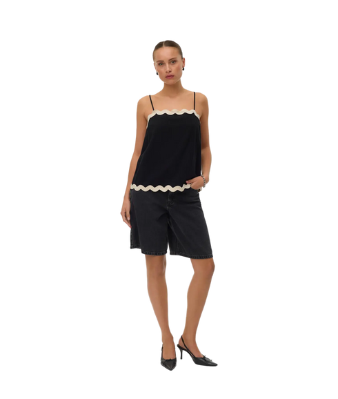 Jenna Singlet Top Wvn Btq Ga - Black