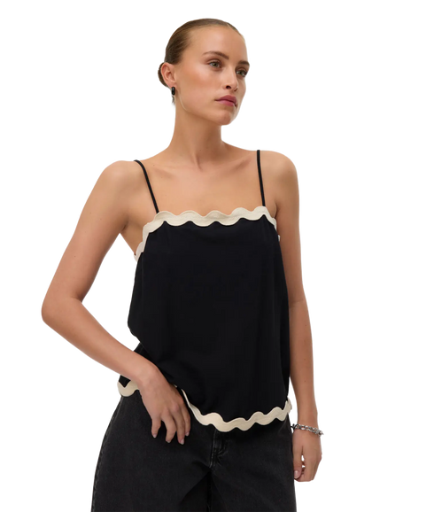 Jenna Singlet Top Wvn Btq Ga - Black