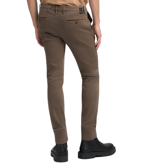 Zeumar Slim-Fit Chino Jeans - Brown