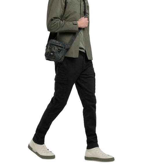 Jaan Slim-Fit Cargo Jeans - Black