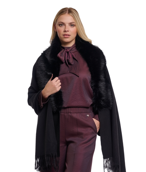 Wendy Cape With Faux Fur - Black