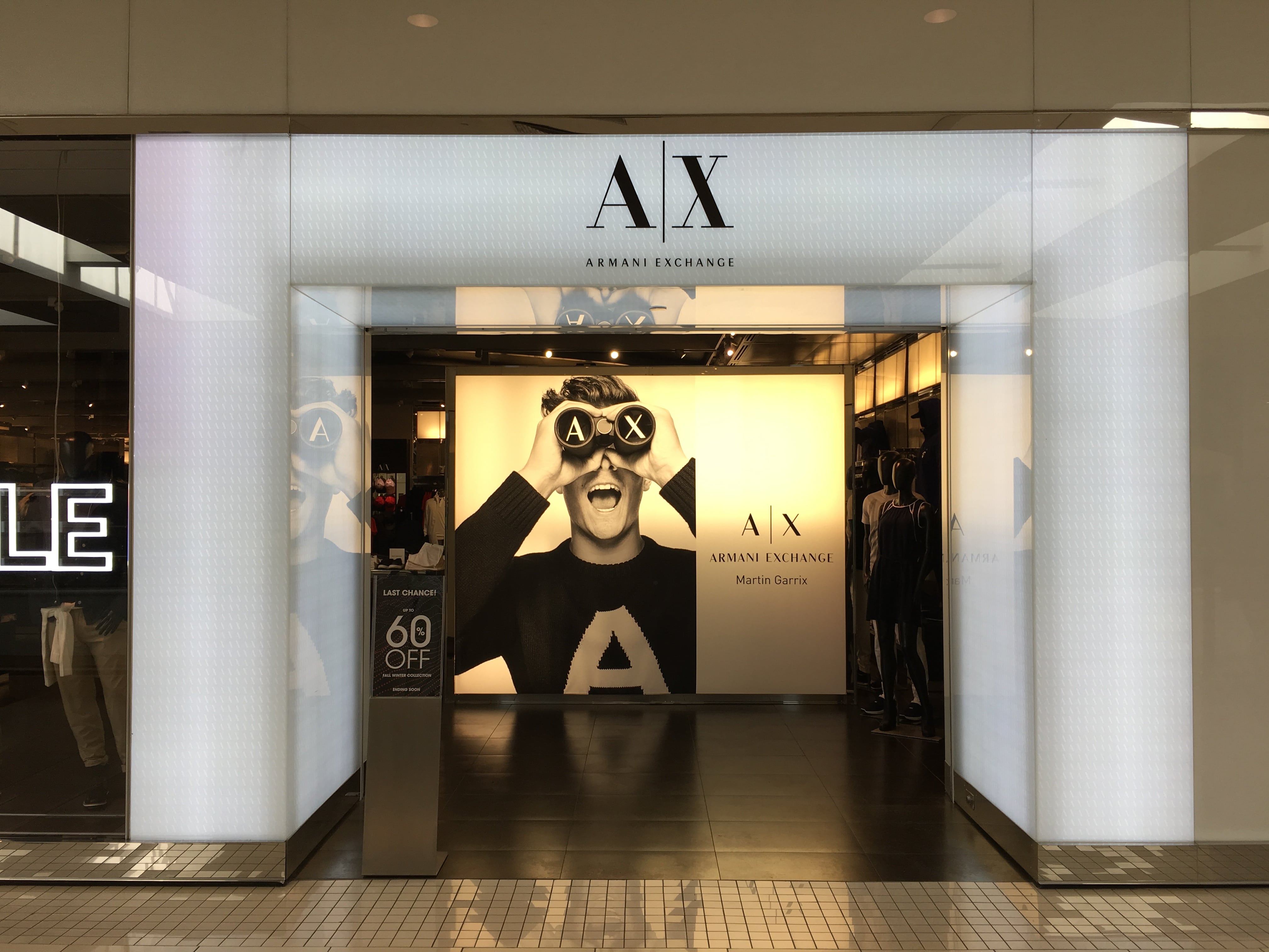 what's the difference between giorgio armani and armani exchange